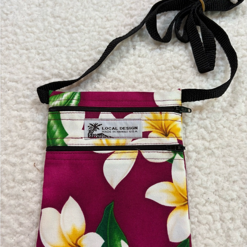 Chic Pink and White Floral Crossbody Bag